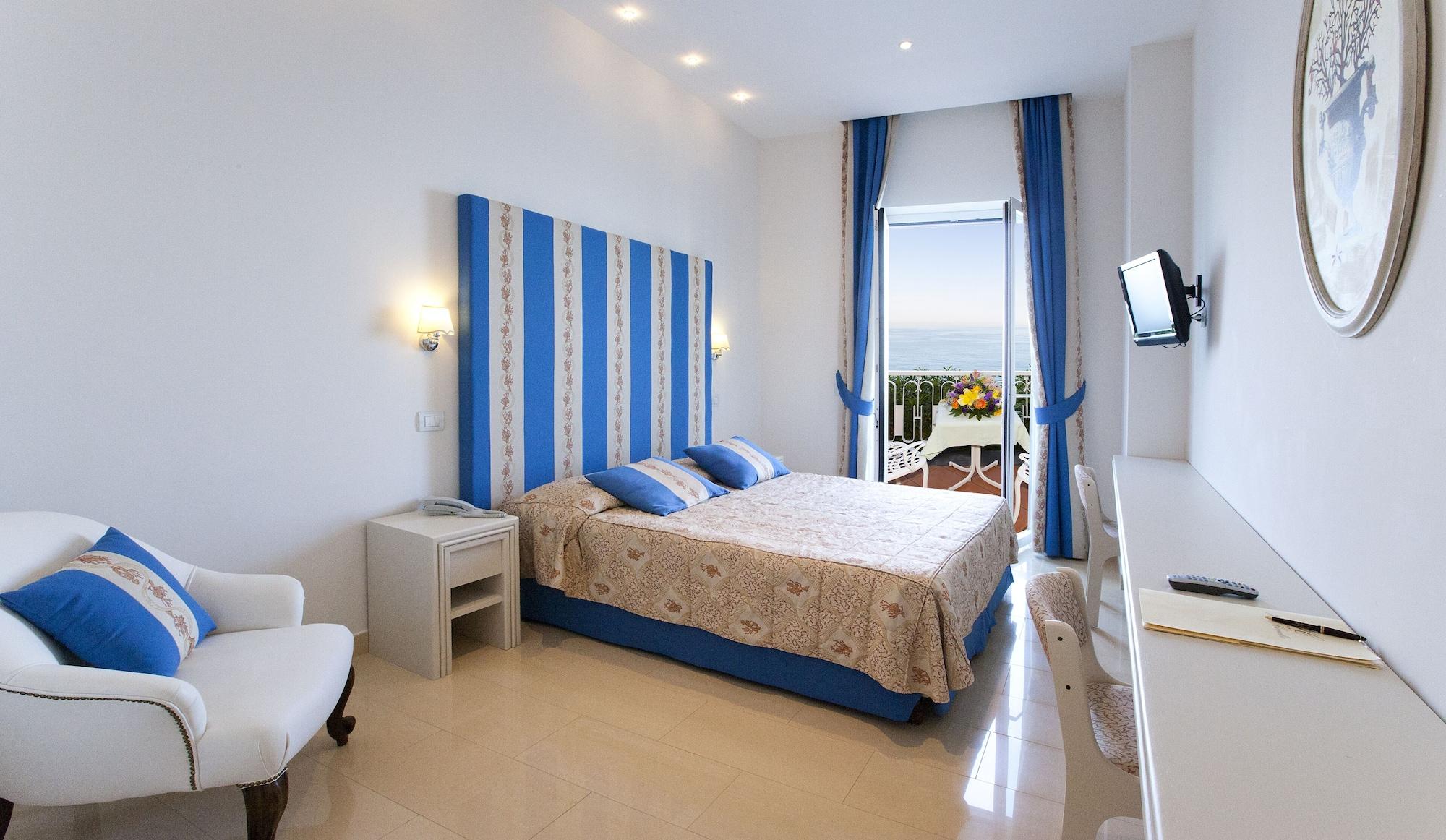 Hotel Corallo Sorrento Sant'Agnello Dış mekan fotoğraf
