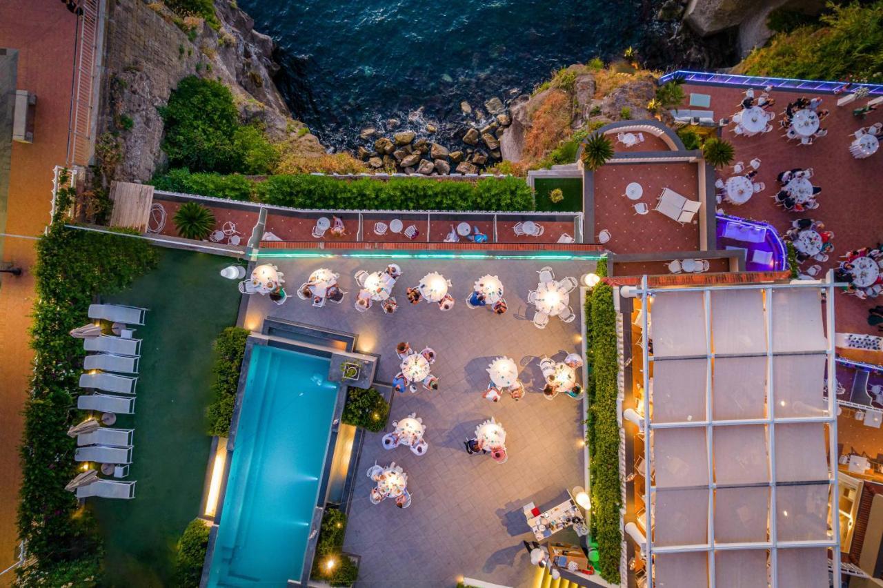 Hotel Corallo Sorrento Sant'Agnello Dış mekan fotoğraf