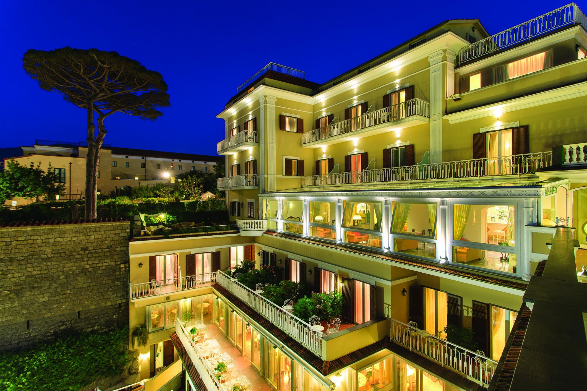Hotel Corallo Sorrento Sant'Agnello Dış mekan fotoğraf
